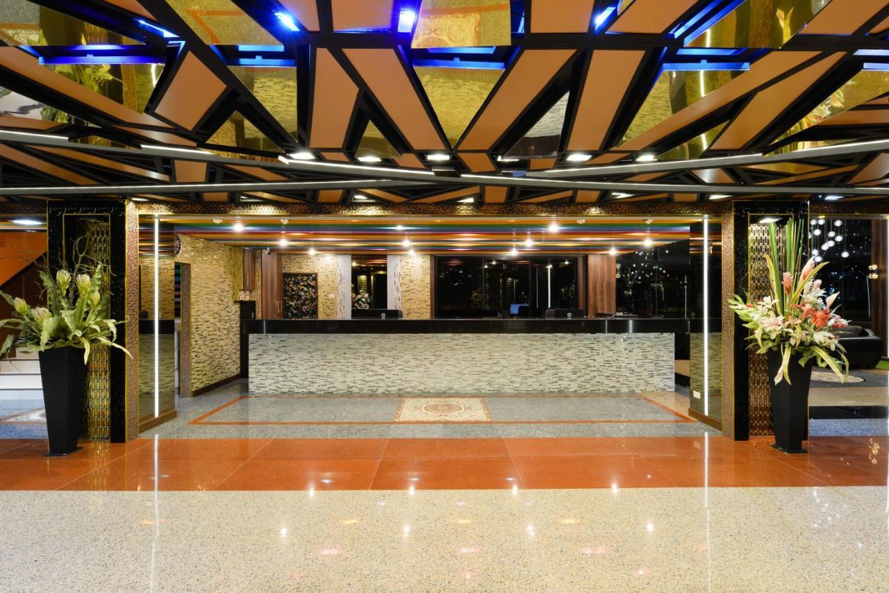 The Breton Hotel Media Μπανγκόκ Εξωτερικό φωτογραφία